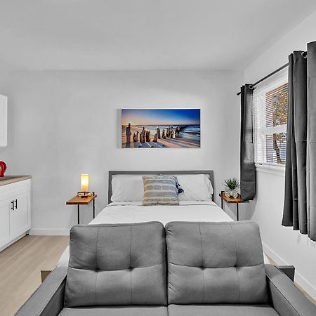 Young Circle & Hollywood Blvd Posh Studio Suite Extérieur photo