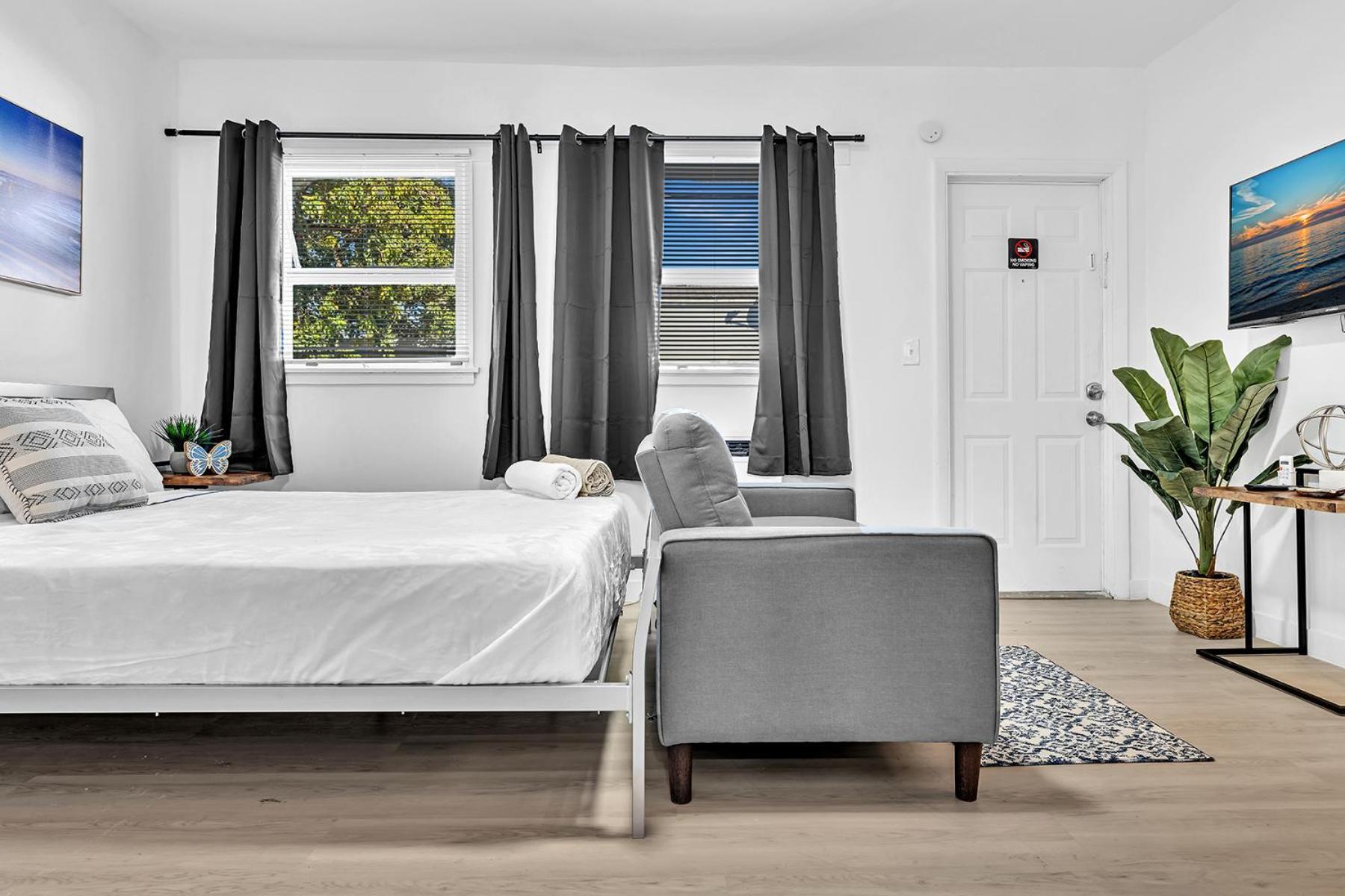 Young Circle & Hollywood Blvd Posh Studio Suite Extérieur photo