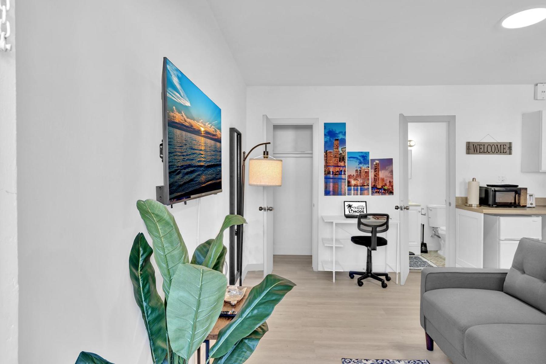 Young Circle & Hollywood Blvd Posh Studio Suite Extérieur photo