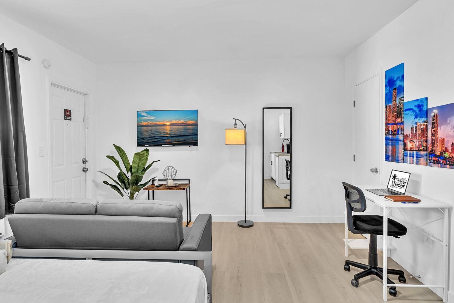 Young Circle & Hollywood Blvd Posh Studio Suite Extérieur photo