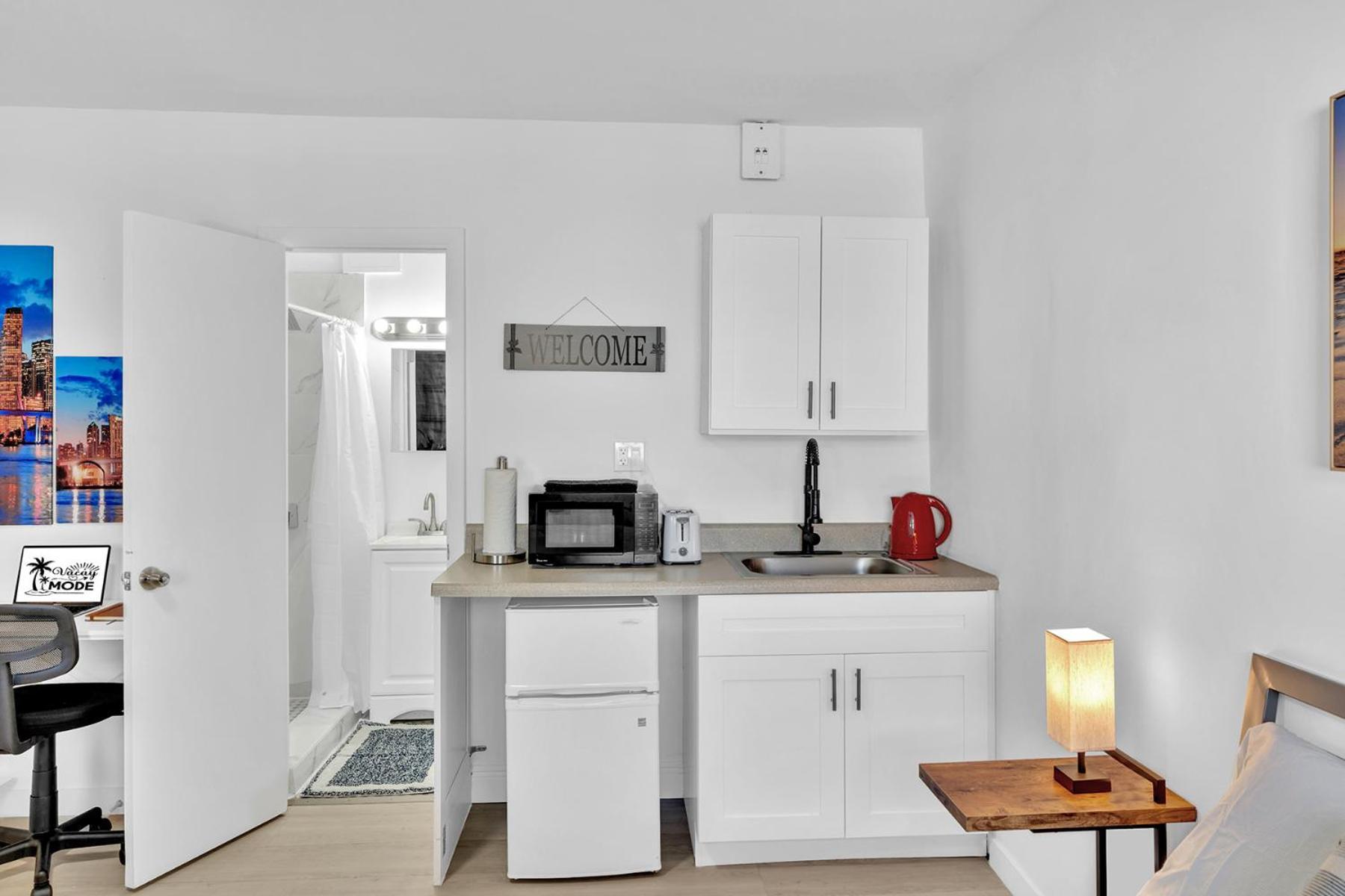 Young Circle & Hollywood Blvd Posh Studio Suite Extérieur photo